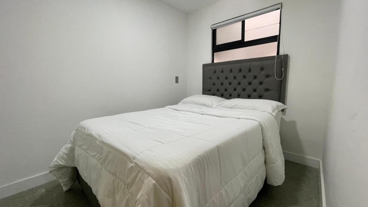 Edificio Helena Lejlighed Medellín Eksteriør billede