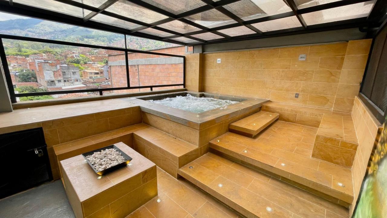 Edificio Helena Lejlighed Medellín Eksteriør billede